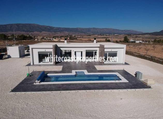 Chalet - Nueva construcción  - Pinoso - NB-39155