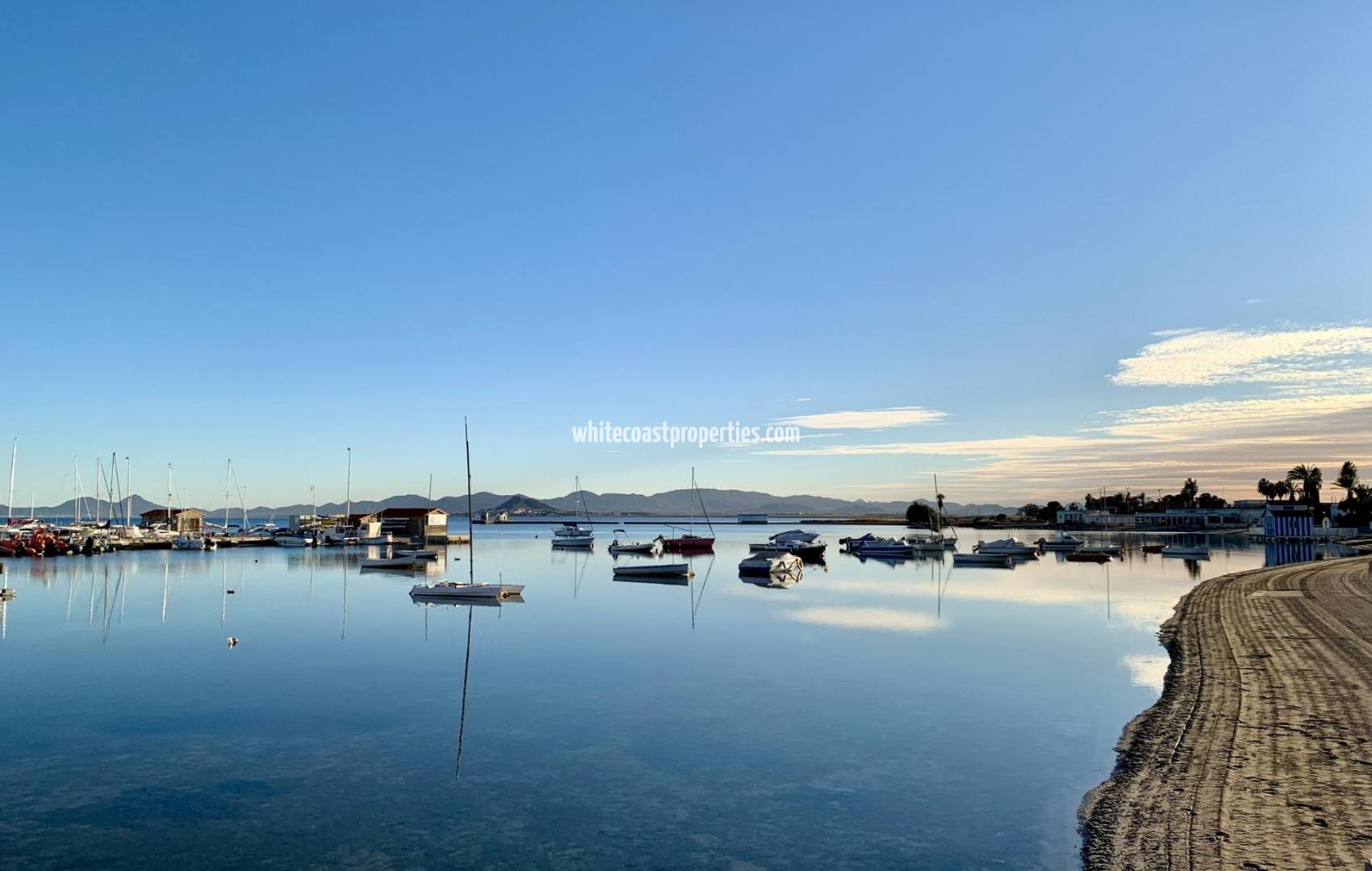 Новостройка - Вилла - Los Alcázares - Playa la Atascadera