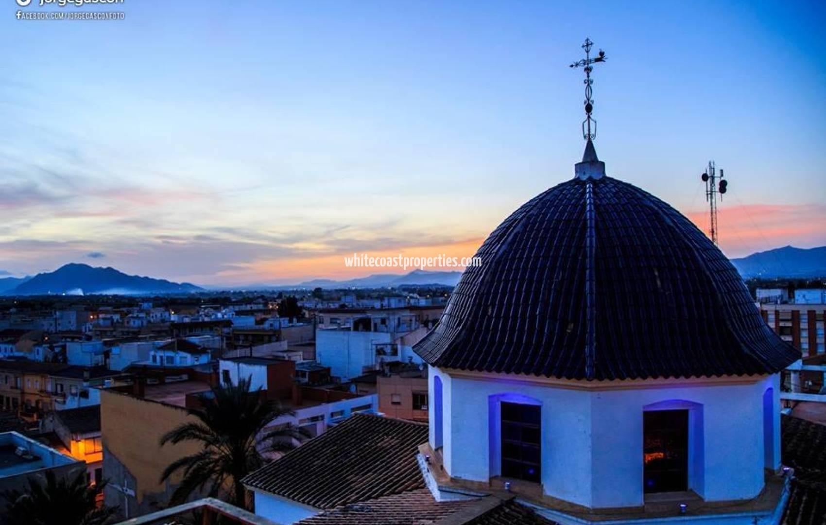 Nueva construcción  - Casa de pueblo - Dolores - Sector 2