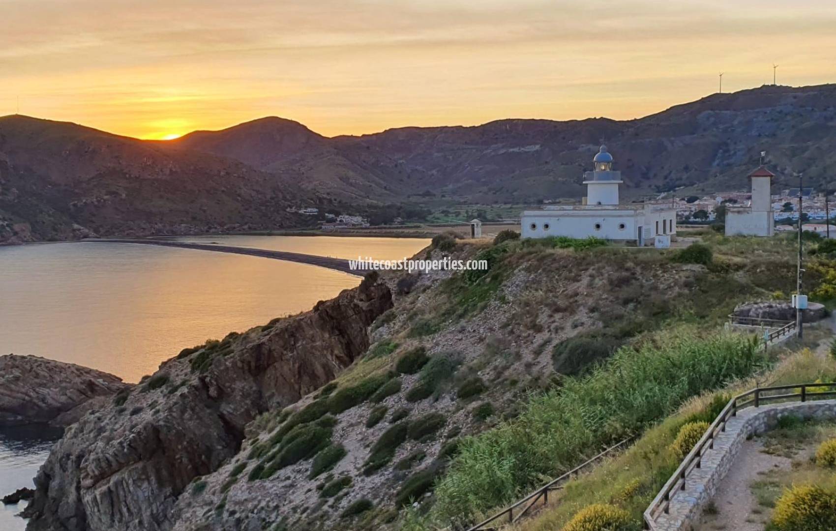 Nueva construcción  - Casa de pueblo - La Union - centro