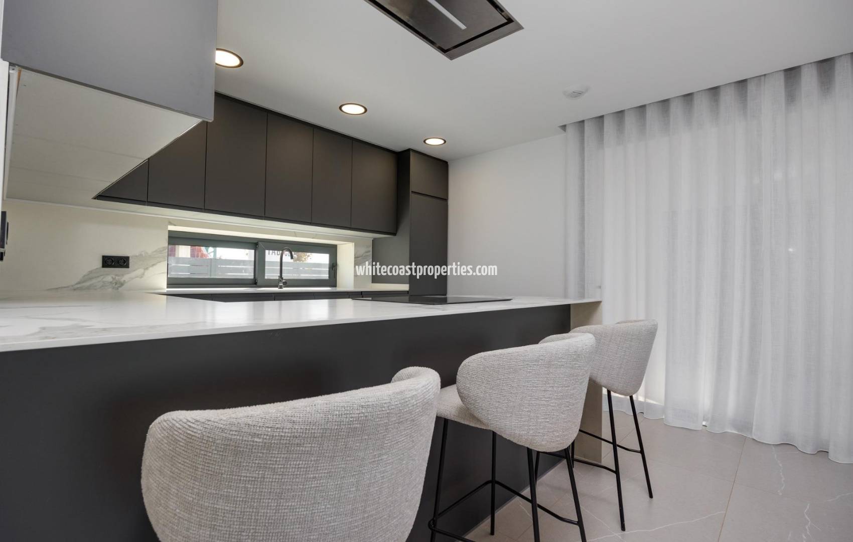 Nueva construcción  - Chalet - Torrevieja - Sector 25