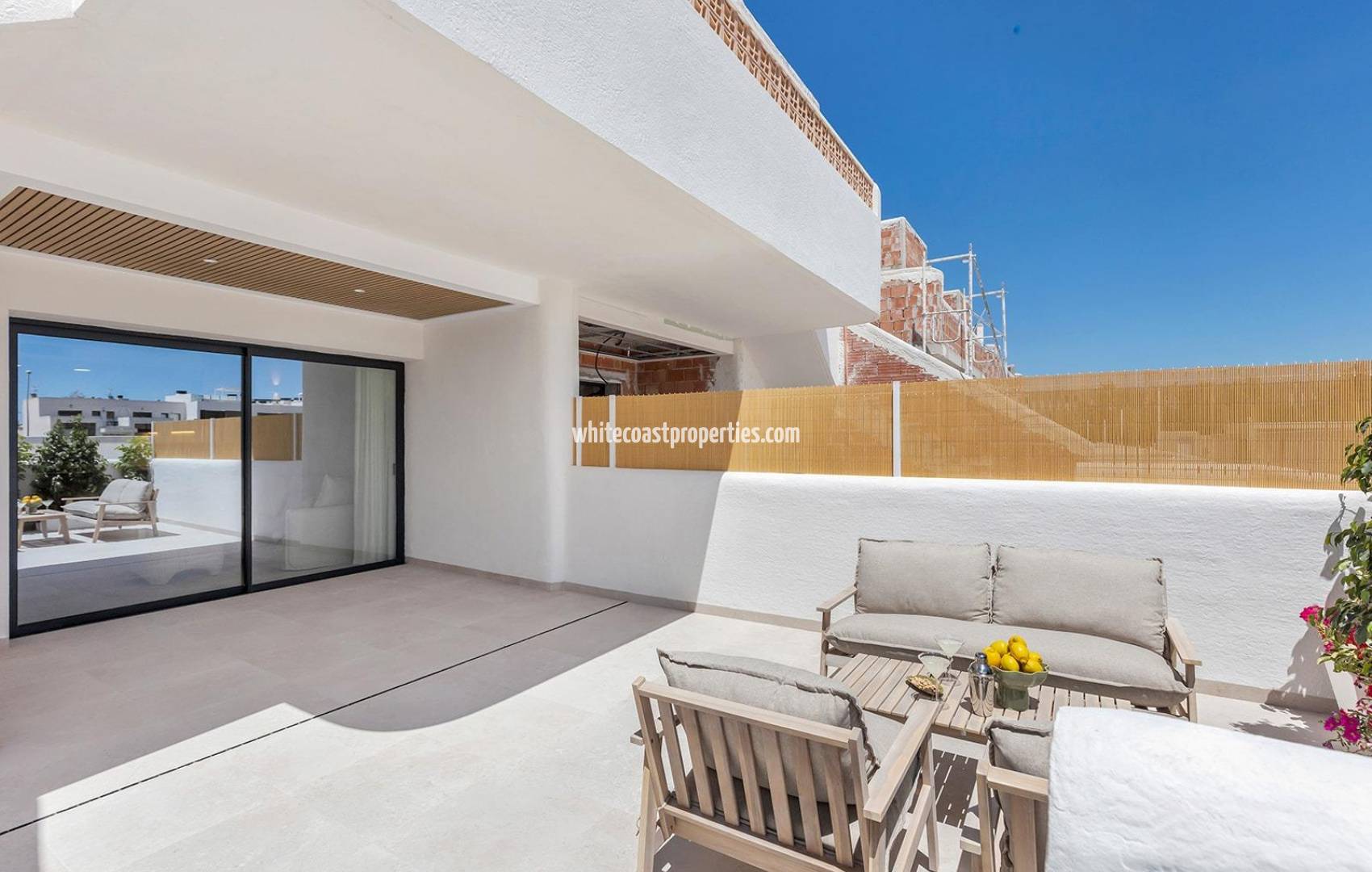 Nueva construcción  - Top Floor Bungalow - Dolores - Sector 3