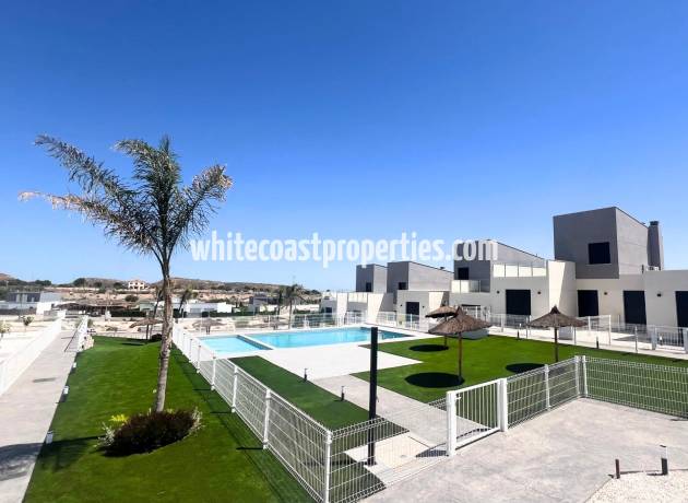Semidetached - Nueva construcción  - BAÑOS Y MENDIGO - Altaona Golf